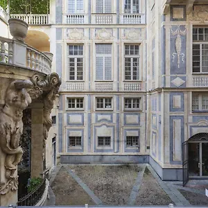 Garibaldi Glamorous By Wonderful Italy Apartment Genua